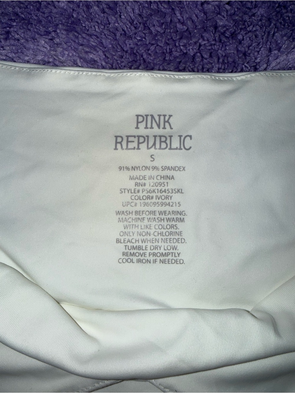 Pink Republic White Halter V-Neck Camisole with Metal Ring - Picture 4 of 4